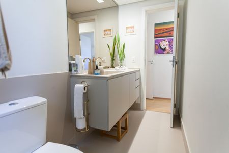 Apartamento à venda com 126m², 4 quartos e 3 vagas Apartamento à venda com 126m², 4 quartos e 3 vagasBanheiro Social