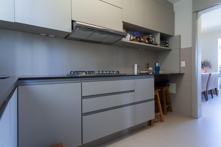 Apartamento à venda com 126m², 4 quartos e 3 vagas Apartamento à venda com 126m², 4 quartos e 3 vagasCozinha