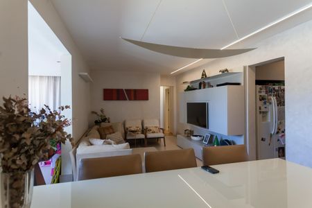 Apartamento à venda com 126m², 4 quartos e 3 vagas Apartamento à venda com 126m², 4 quartos e 3 vagasSala