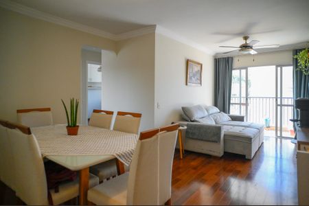 Apartamento à venda com 73m², 3 quartos e 1 vagaSala