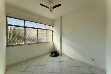 Apartamento para alugar com 65m², 2 quartos e sem vaga