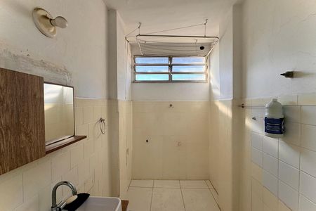 Apartamento para alugar com 65m², 2 quartos e sem vaga