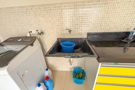 Casa à venda com 160m², 2 quartos e 2 vagasÁrea de Serviço