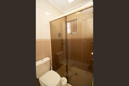 Casa à venda com 198m², 2 quartos e 5 vagas Casa à venda com 198m², 2 quartos e 5 vagasBanheiro da Suíte 2