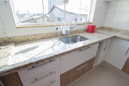 Casa à venda com 198m², 2 quartos e 5 vagas Casa à venda com 198m², 2 quartos e 5 vagasCozinha