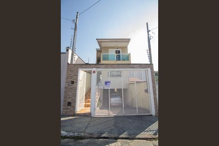 Casa à venda com 198m², 2 quartos e 5 vagas Casa à venda com 198m², 2 quartos e 5 vagasPlaca