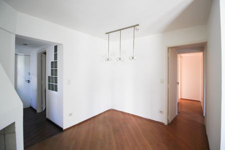 Apartamento à venda com 77m², 3 quartos e sem vaga Apartamento à venda com 77m², 3 quartos e sem vagaSala