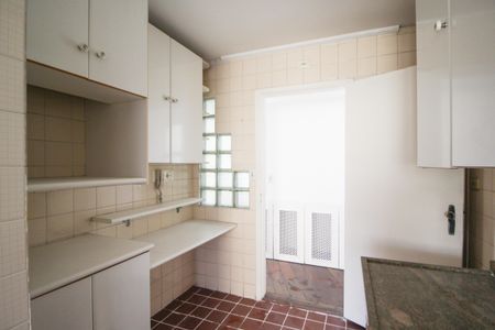Apartamento à venda com 77m², 3 quartos e sem vaga Apartamento à venda com 77m², 3 quartos e sem vagaCozinha