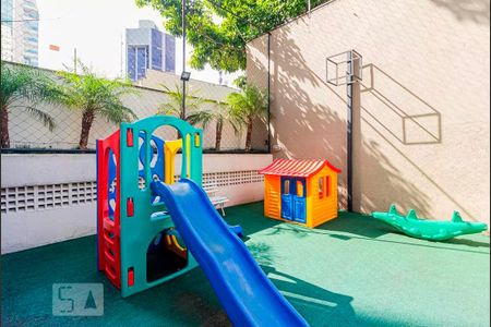 Apartamento à venda com 77m², 3 quartos e sem vaga Apartamento à venda com 77m², 3 quartos e sem vagaÁrea comum - Playground