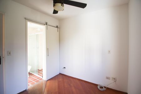 Apartamento à venda com 77m², 3 quartos e sem vaga Apartamento à venda com 77m², 3 quartos e sem vagaSuíte
