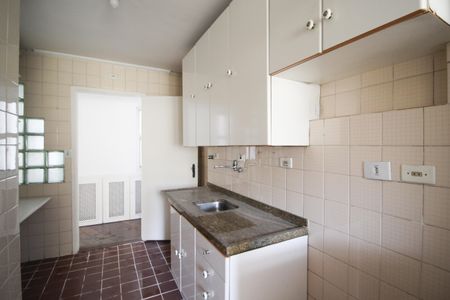 Apartamento à venda com 77m², 3 quartos e sem vaga Apartamento à venda com 77m², 3 quartos e sem vagaCozinha