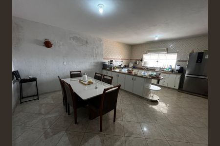 Casa para alugar com 250m², 3 quartos e sem vagaCozinha