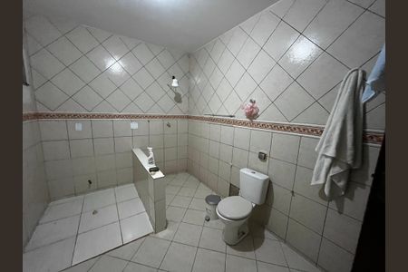 Casa para alugar com 250m², 3 quartos e sem vagaSuíte Banheiro