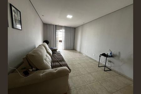 Casa para alugar com 250m², 3 quartos e sem vagaSala
