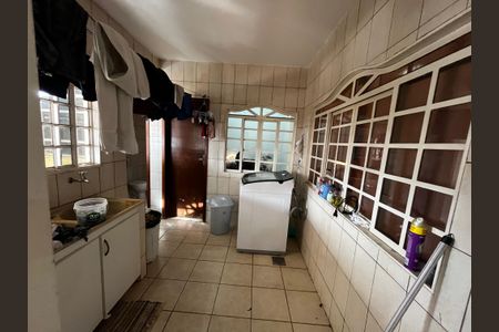 Casa para alugar com 250m², 3 quartos e sem vagaÁrea de Serviço