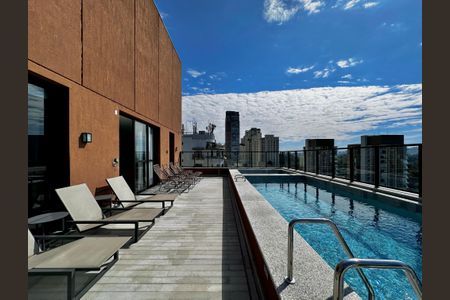 Studio para alugar com 19m², 0 quarto e sem vagaPiscina