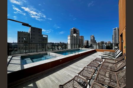 Studio para alugar com 19m², 0 quarto e sem vagaPiscina