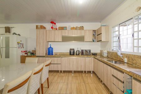 Casa para alugar com 200m², 6 quartos e 2 vagasCozinha