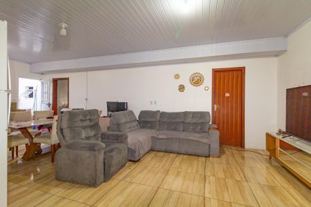 Casa para alugar com 200m², 6 quartos e 2 vagasSala