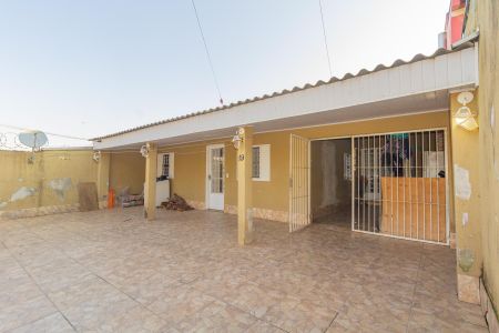 Casa para alugar com 200m², 6 quartos e 2 vagasFachada