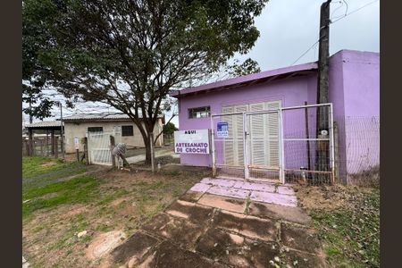 Casa para alugar com 24m², 1 quarto e 1 vagaPlaquinha fachada