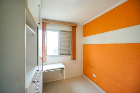 Apartamento à venda com 76m², 3 quartos e 2 vagasQuarto 02