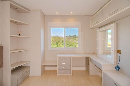 Casa de condomínio à venda com 234m², 3 quartos e 2 vagasSuíte 3