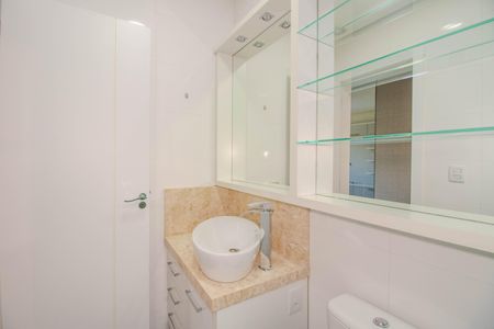 Casa de condomínio à venda com 234m², 3 quartos e 2 vagasBanheiro da Suíte 3