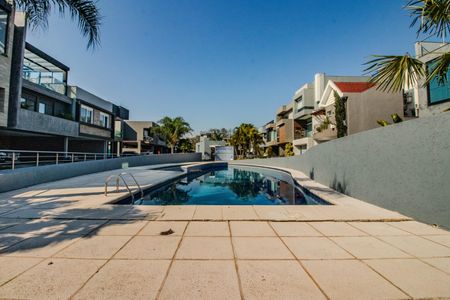 Casa de condomínio à venda com 234m², 3 quartos e 2 vagasÁrea comum