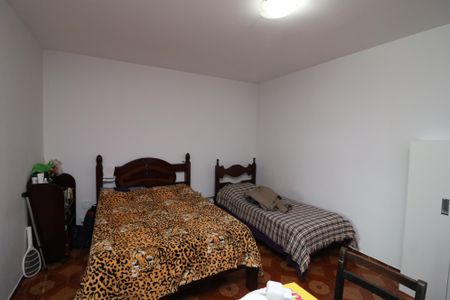 Casa à venda com 180m², 2 quartos e 2 vagasQuarto 1