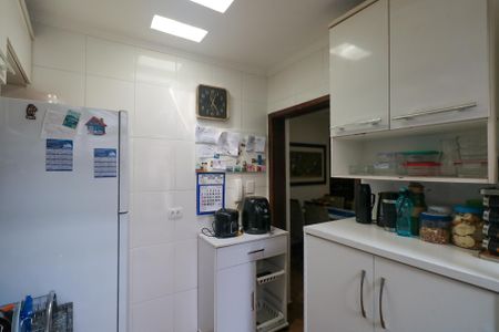 Casa à venda com 202m², 2 quartos e 2 vagas Casa à venda com 202m², 2 quartos e 2 vagasCozinha