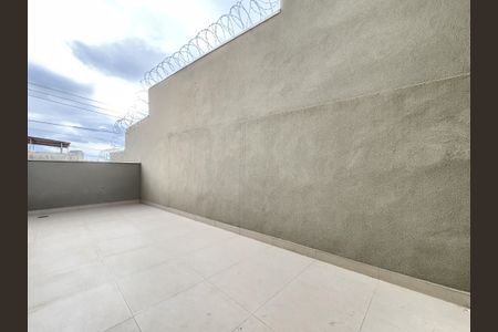 Apartamento à venda com 77m², 2 quartos e 1 vagaÁrea privativa