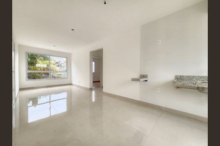 Apartamento à venda com 62m², 2 quartos e 1 vagaSala