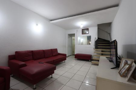 Casa à venda com 72m², 2 quartos e 1 vagaSala