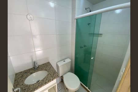Apartamento para alugar com 49m², 2 quartos e 1 vaga Apartamento para alugar com 49m², 2 quartos e 1 vagaBanheiro da Suíte 1