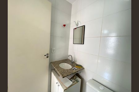 Apartamento para alugar com 49m², 2 quartos e 1 vaga Apartamento para alugar com 49m², 2 quartos e 1 vagaBanheiro da Suíte 2