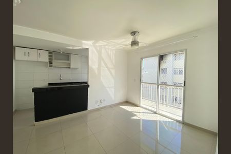 Apartamento para alugar com 49m², 2 quartos e 1 vaga Apartamento para alugar com 49m², 2 quartos e 1 vagaSala