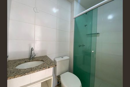 Apartamento para alugar com 49m², 2 quartos e 1 vaga Apartamento para alugar com 49m², 2 quartos e 1 vagaBanheiro da Suíte 1