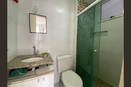 Apartamento para alugar com 49m², 2 quartos e 1 vaga Apartamento para alugar com 49m², 2 quartos e 1 vagaBanheiro da Suíte 2