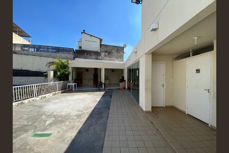 Apartamento para alugar com 49m², 2 quartos e 1 vaga Apartamento para alugar com 49m², 2 quartos e 1 vagaÁrea comum - Playground