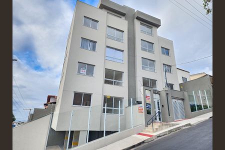 Apartamento à venda com 64m², 2 quartos e 1 vaga Apartamento à venda com 64m², 2 quartos e 1 vagaFachada
