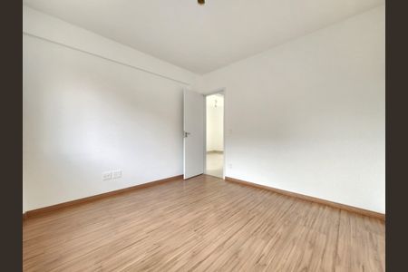 Apartamento à venda com 64m², 2 quartos e 1 vaga Apartamento à venda com 64m², 2 quartos e 1 vagaQuarto
