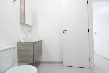 Casa à venda com 248m², 4 quartos e 2 vagasBanheiro Social