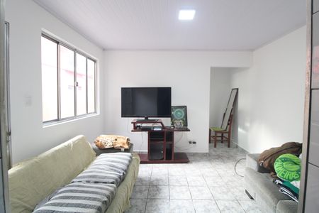 Casa à venda com 248m², 4 quartos e 2 vagasEdícula - sala