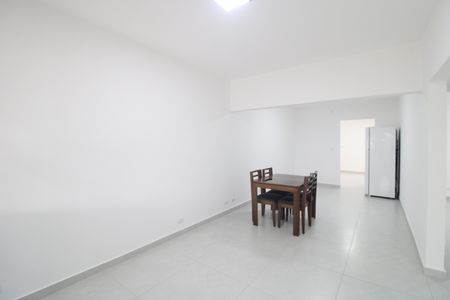 Casa à venda com 248m², 4 quartos e 2 vagasSala