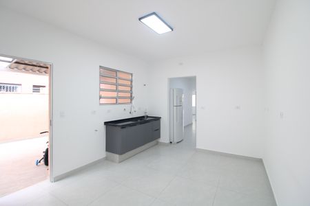 Casa à venda com 248m², 4 quartos e 2 vagasCozinha