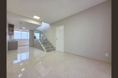 Apartamento à venda com 128m², 2 quartos e 1 vaga Apartamento à venda com 128m², 2 quartos e 1 vagaSala