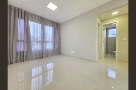 Sala  de apartamento para alugar com 2 quartos, 128m² em Santa Efigênia, Belo Horizonte