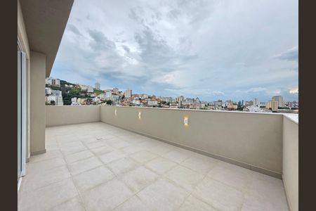Apartamento à venda com 128m², 2 quartos e 1 vaga Apartamento à venda com 128m², 2 quartos e 1 vagaCobertura