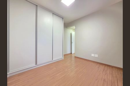 Apartamento à venda com 128m², 2 quartos e 1 vaga Apartamento à venda com 128m², 2 quartos e 1 vagaQuarto Suíte
